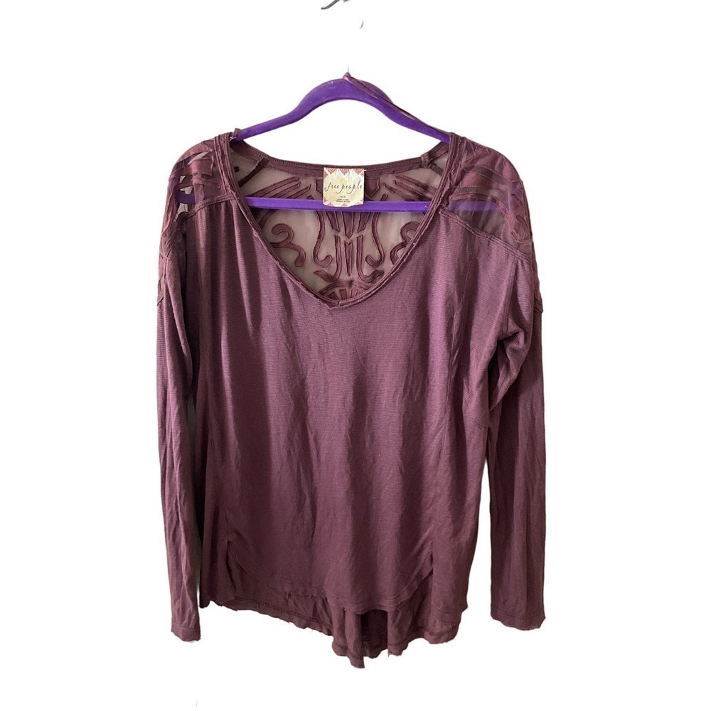 Free People Top Women's Medium Burgundy Rayon Lace V-Neck Long Sleeve Pullover